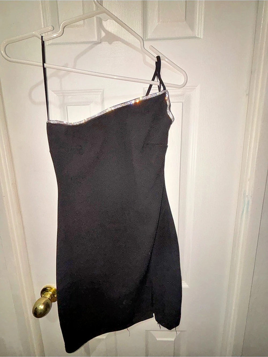 Dresses & Skirts - Mini Black Mini Dress Size Small NWT